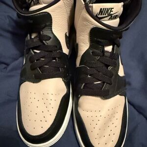 NEW Nike  Women’s Air Jordan Sneakers 6.5 never worn